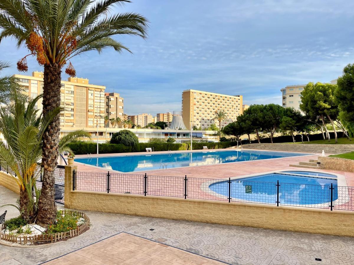 Playa San Juan Alicante Luxurious Home By The Beach Bagian luar foto